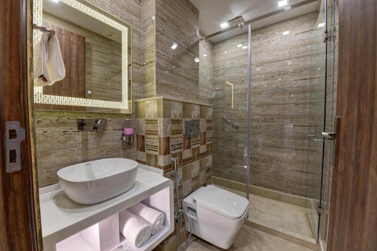Hotel Golden Tree à Noida Extérieur photo