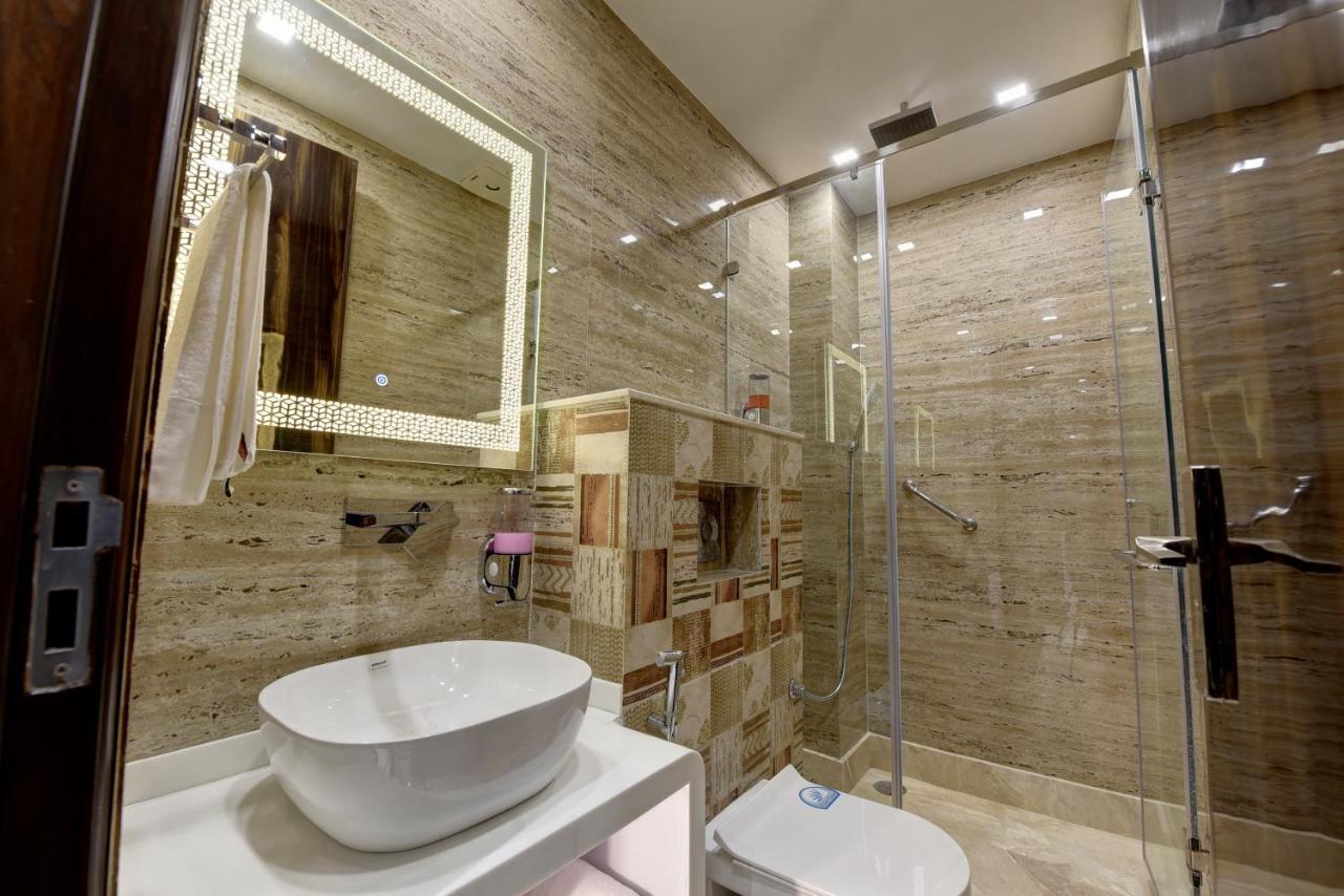 Hotel Golden Tree à Noida Extérieur photo
